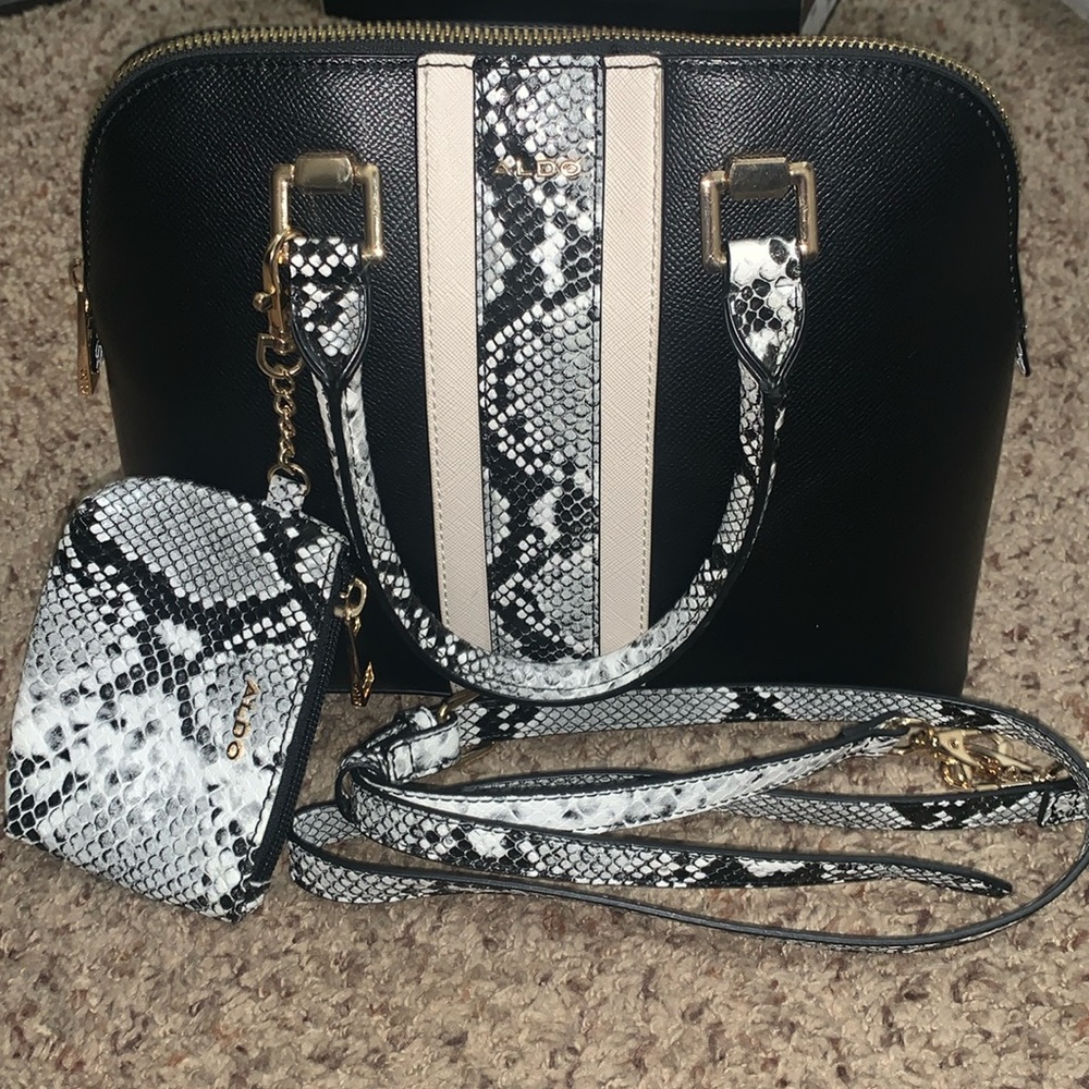 Aldo snakeskin hand bag with coin purse and strap